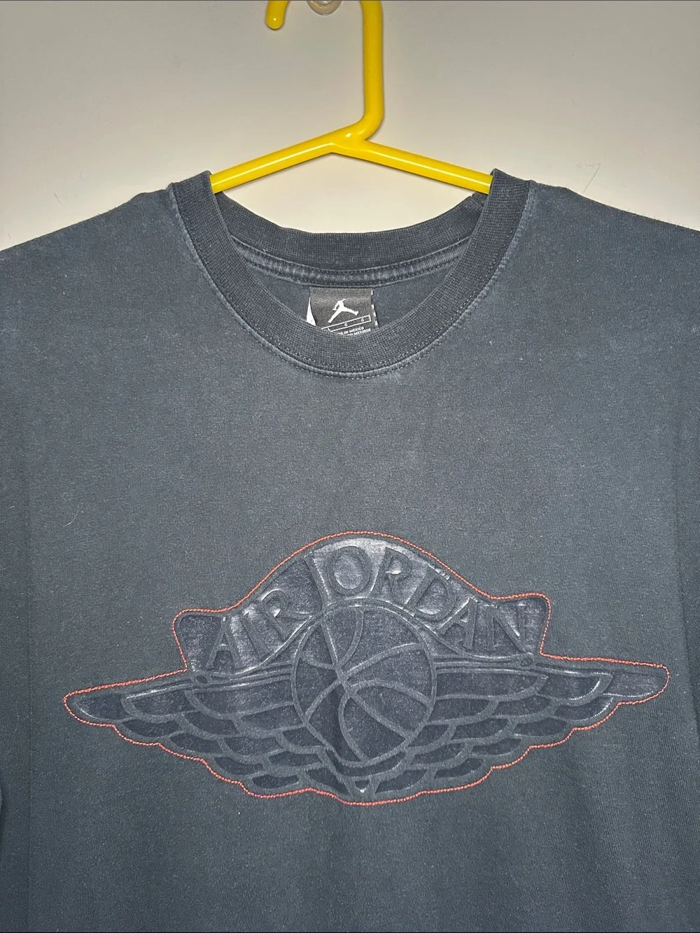 Nike Air Jordan vintage y2& black with white shiny graphic t-shirt